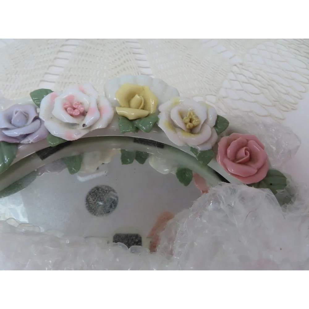 Vanity Porcelain Makeup Mirror with Spaghetti Flowers 9